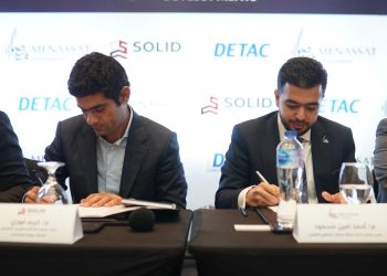 بقيمة 650 مليون جنيه.. “منصات” تتعاقد مع تحالف “سوليد للإنشاءات” و”دار التجارة والمقاولات ديتاك”