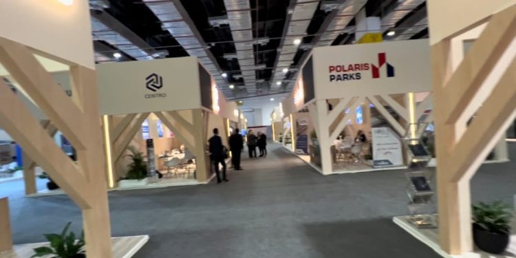«غرفة التطوير العقاري» تشارك بحزمة مشروعات متنوعة فى «الملتقى والمعرض الدولي الأول للصناعة»