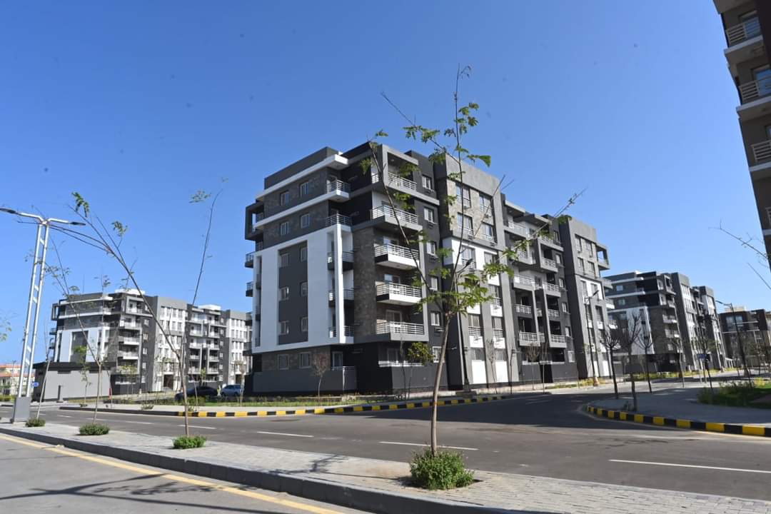 وزير الإسكان يتفقد اللمسات الأخيرة للانتهاء من مشروعات المرحلة الأولى بمدينة المنصورة الجديدة