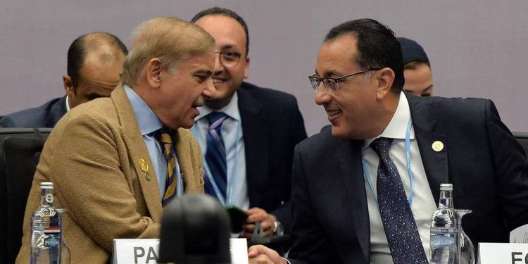 رئيس الوزراء يشارك فى اجتماع المائدة المستديرة لتغير المناخ واستدامة المجتمعات الهشة