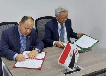 توقيع مذكرة تفاهم لاستضافة اجتماعات البنك الآسيوي للاستثمار في البنية التحتية بشرم الشيخ