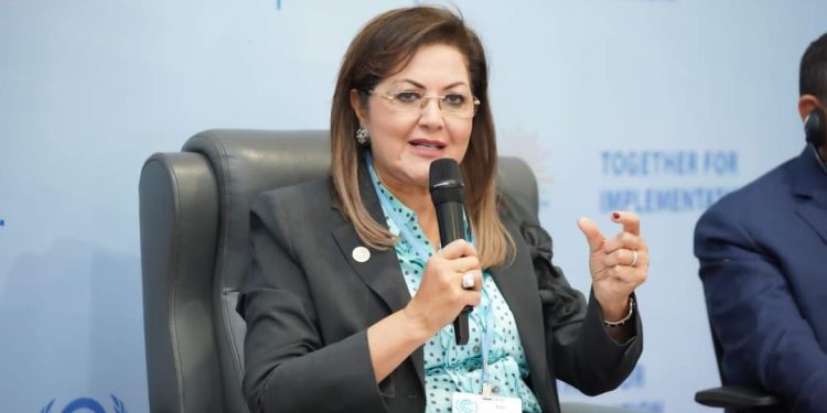 وزيرة التخطيط تطلق مبادرة “حياة كريمة لأفريقيا” ضمن فعاليات COP27