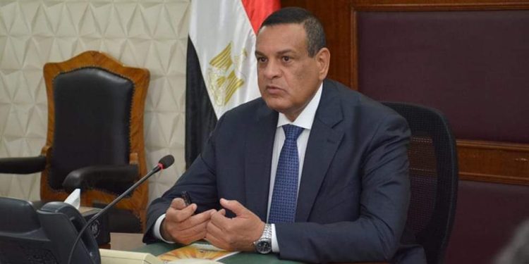 اللواء هشام آمنة وزير التنمية المحلية