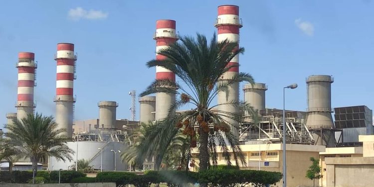 البيئة تواصل جهودها لإحكام السيطرة على انبعاثات قطاعى الطاقة والنقل