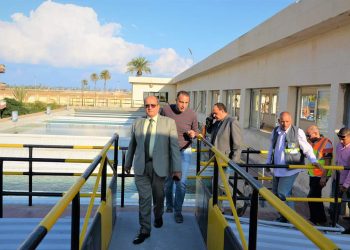 جولة ميدانية لرئيس شركة مياه الإسكندرية بمنطقة شرق
