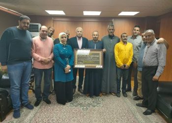 مياه البحيرة تسجيب لشكوي اهالى قري المصرف الخيرى وقرية 6 اكتوبر من ضعف وانقطاع المياه