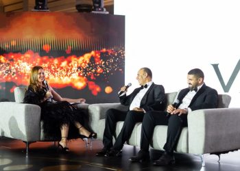 «الرياض كاسيل» تطلق مشروع «فالوري الثورة» خلال احتفالية ضخمة بحضور عدد من المسئولين والنواب ونجوم المجتمع