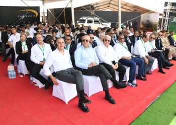 وزير الإسكان يهنئ تنزانيا بالاحتفال ببدء ملء خزان مياه مشروع محطة وسد جوليوس نيريرى للطاقة الكهرومائية