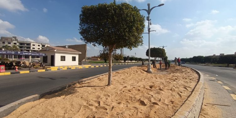 رئيس جهاز ” العبور”: استكمال أعمال التطوير ورفع كفاءة البنية الأساسية بالمدينة..وتطوير الطرق والميادين