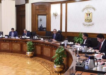 الوزراء: مهلة محددة لإعلان الأسعار على جميع السلع وغلق أي منفذ بيع مخالف ومصادرة السلع