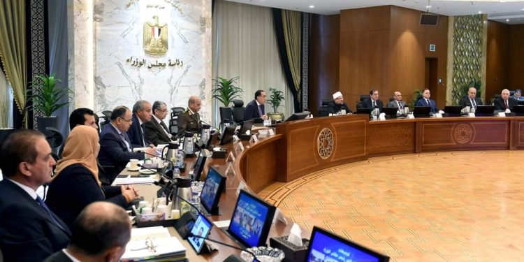 برئاسة مدبولي.. الوزراء يوافق على 12 قرارا في اجتماع اليوم