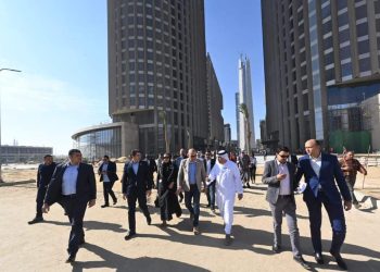 وزير الإسكان يختتم مع نظرائه العرب جولة العاصمة الإدارية بزيارة الأحياء السكنية والحى الحكومي