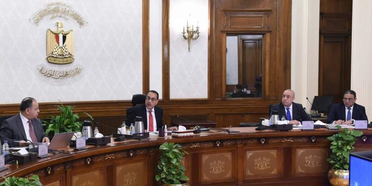رئيس الوزراء يتابع الموقف التنفيذي للمبادرة الرئاسية”سكن كل المصريين”