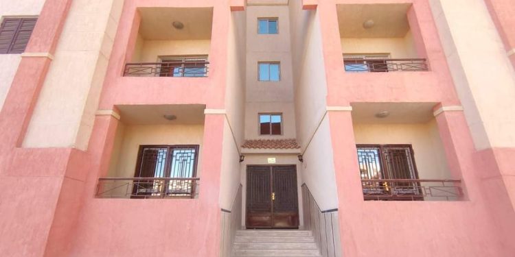 بالصور.. وزير الإسكان: تنفيذ 1236 وحدة سكنية بالمبادرة الرئاسية “سكن كل المصريين” بقنا الجديدة