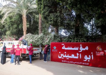 لليوم الثانى قوافل الخير تدق أبواب قرى قنا بالشراكة بين مؤسسة ابو العينين والتحالف الوطنى