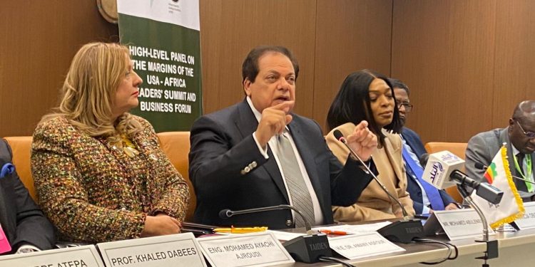 أبو العينين: العالم يشهد تغيرات اقتصادية جيوسياسية غير مسبوقة تعيد تشكيل النظام الدولي