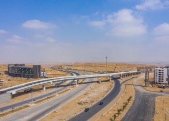 “المستقبل” للتنمية العمرانية تفتتح كوبريين لربط “مستقبل سيتي” بمحاور شرق القاهرة والعاصمة الإدارية بتكلفة استثمارية 260 مليون جنيه