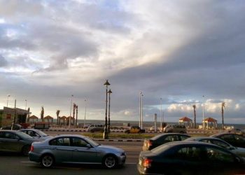 طقس مائل للبرودة