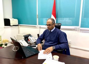 نائب وزير الإسكان يشارك في اجتماع اللجنة العلمية لبحث أحدث التكنولوجيات في مجال مياه الشرب والصرف الصحي