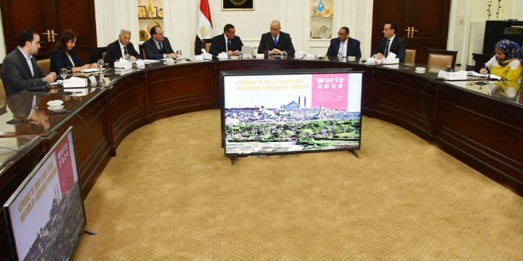وزيرا الإسكان والتنمية المحلية يستعرضان التحضيرات لاستضافة مصر للمنتدى الحضرى العالمى فى دورته الثانية عشرة “WUF12”