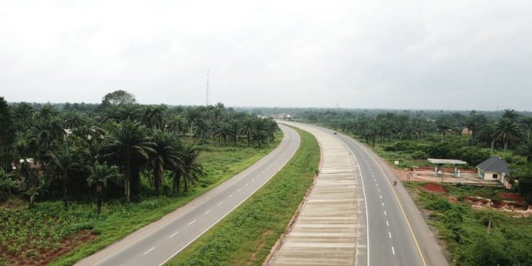 المقاولون العرب تفوز بمشروع طرق جديد بنيجيريا بطول 43 كم