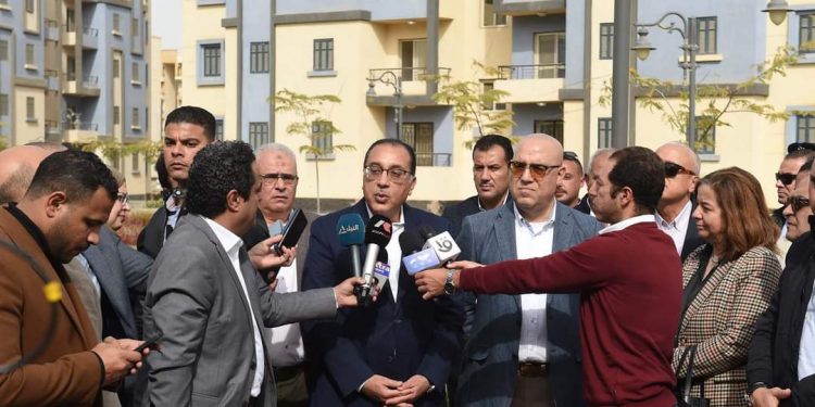 رئيس الوزراء: الانتهاء من أول حي متكامل بحدائق العاصمة في 18 شهرا