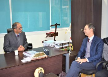 ‫ نائب وزير الإسكان يبحث مع ممثلي الاتحاد الأوروبي سبل تعزيز التعاون فى قطاع المياه