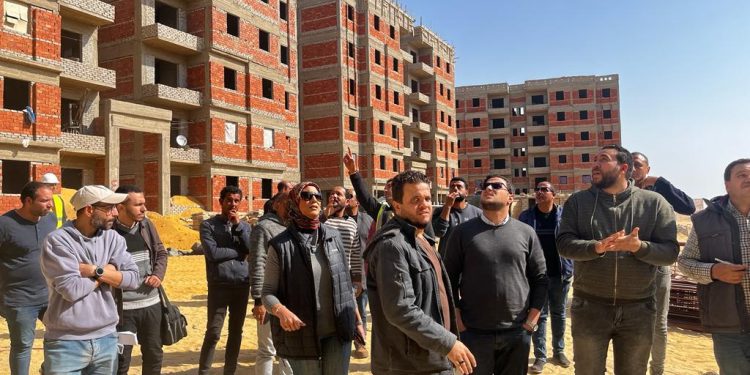 مسئولو الإسكان يتابعون تقدم الأعمال لــ86 عمارة ضمن”سكن كل المصريين” بمدينتي العاشر من رمضان والسويس الجديدة