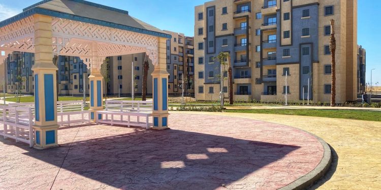 شقق سكنية غرب المطار