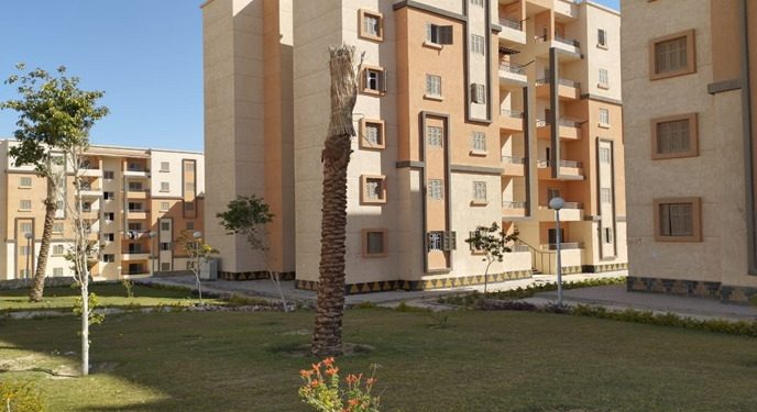 وزير الإسكان يتابع ما يتم تنفيذه من مشروعات بمدينة حدائق أكتوبر خلال 2023