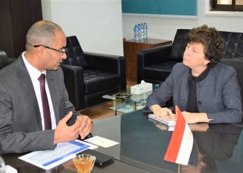 نائب وزير الإسكان يُوضح خُطط تحلية مياه البحر والمشروعات بمستهدف 8.8 مليون متر مكعب فى 2050