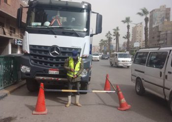 انتشار معدات القاهرة والجيزة لمياه الشرب والصرف الصحي تحسباً لسقوط أمطار