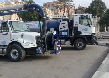 القابضة للمياه: انتشار معدات شركات الصرف الصحي بالقاهرة الكبرى مع تحذيرات الأرصاد الجوية.. والطوارئ تعمل 24 ساعة