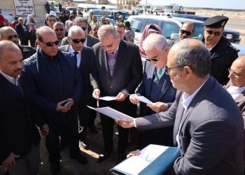 رئيس صندوق التنمية الحضرية ومحافظ جنوب سيناء يتفقدان 7 مشروعات لتطوير المناطق الخطرة بمدينتي أبورديس وأبوزنيمة