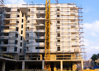 «الكازار» تبدأ تسليم المرحلة الأولى من 1500 وحدة بالجزء السكني في مشروع «جو هليوبليس»