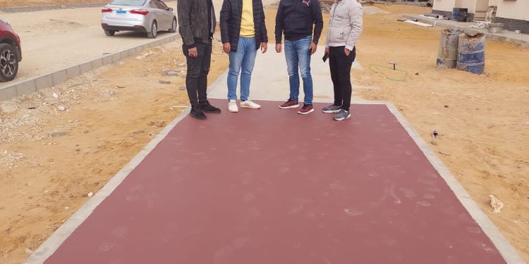 مسئولو" الإسكان" يتفقدون سير العمل بالمشروعات الجارية بمدينة حدائق العاصمة