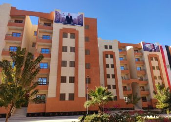 وزير الإسكان يتابع ما يتم تنفيذه من مشروعات بمدينة أسيوط الجديدة