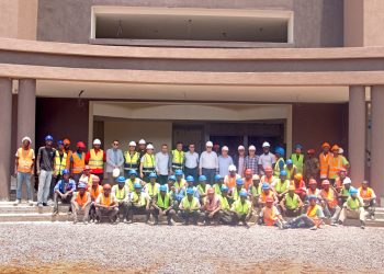 رئيس المقاولون العرب يزور الكونغو الديمقراطية لمتابعة مشروعات الشركة