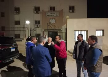 رئيس " مدينة 15 مايو " يتفقد جاهزية المراكز الطبية بمنطقة الامتداد والإسكان الاجتماعي تمهيداً لتشغيلها
