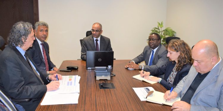نائب وزير الإسكان للبنية الأساسية يتابع مع ممثلي بنك التنمية الإفريقي موقف المشروعات المشتركة