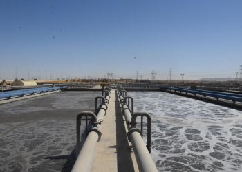 رئيس جهاز "القاهرة الجديدة" يلتقى عدداً من سكان اللوتس.. ويتفقد أوراسكواليا بطاقة 250 ألف م3 يوميا