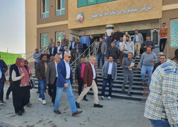 ‫ الإسكان: جولات تفقدية لمسئولي الوزارة  بمدينتي العبور العبور الجديدة