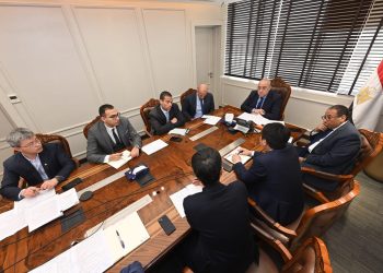 وزير الإسكان يلتقي وفدا من "cscec" الصينية لمتابعة الموقف التنفيذي لمشروع منطقة الأعمال المركزية بالعاصمة الإدارية وزير الإسكان يلتقي وفدا من "cscec" الصينية لمتابعة الموقف التنفيذي لمشروع منطقة الأعمال المركزية بالعاصمة الإدارية