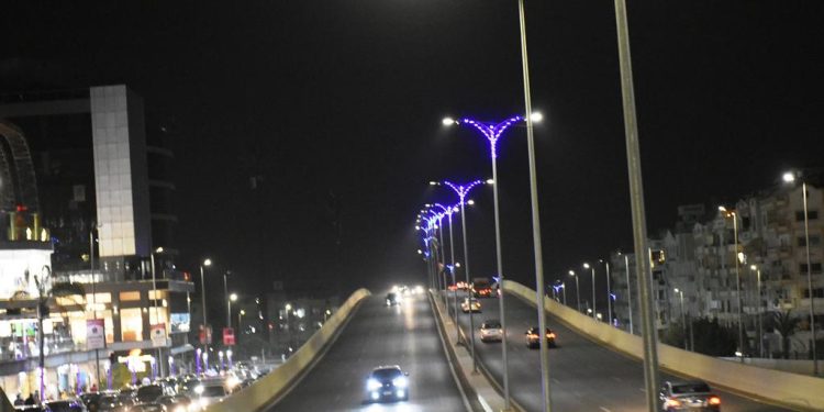 وزير الإسكان: استبدال 35 ألف كشاف إنارة  بــ”القاهرة الجديدة” من صوديوم إلى ليد لترشيد الكهرباء