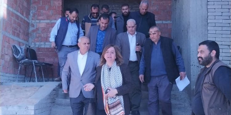 الرئيس التنفيذي لـ"صندوق الإسكان الاجتماعي" تتفقد الوحدات السكنية الجاري تنفيذها بحدائق العاصمة