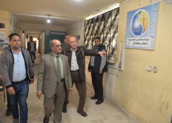 رئيس مياه الاسكندرية: جولة تفقدية لمحطات المياه.. وتلقي شكاوى المواطنين على مدار 24 ساعة