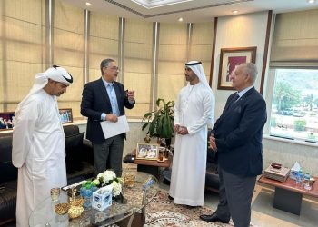 هيبة يلتقي عدد من المستثمرين الإماراتيين على هامش AIM2023