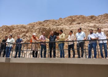 رئيس جهاز “سوهاج الجديدة” يقوم بجولة موسعة لمتابعة سير العمل بالمشروعات الجاري تنفيذها.. نسب التنفيذ تصل لـ90%