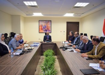 نائب وزير الإسكان يتابع أنشطة مشروع تعزيز استدامة خدمات المياه في الصعيد