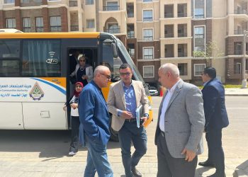 مسئولو الإسكان يتفقدون سير العمل بمشروعات العاصمة الادارية الجديدة بحي R3